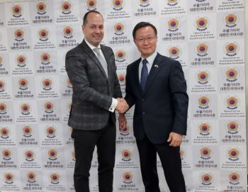 ����� � ���� ����� �������� �������������� �� �����