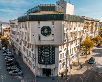 ����� �������� 12 000 ���� �� ����������� �� ���������� ��������