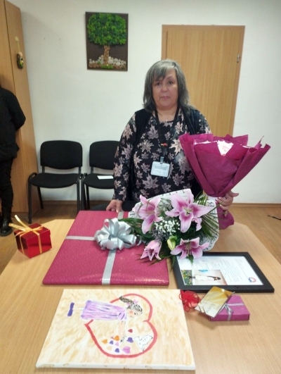 ��������