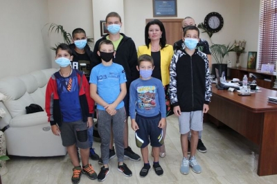 �������� �������� �� ������ � ����, ��������� � �������� �� ������