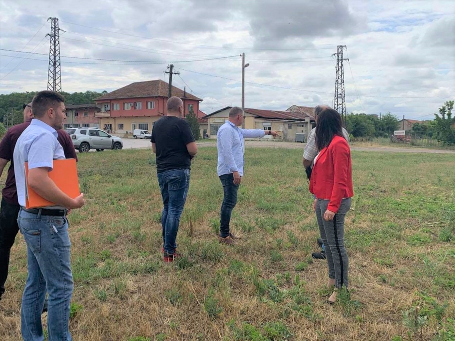 Започна изпълнението на проект за нови паркови зони в четири селища от общината