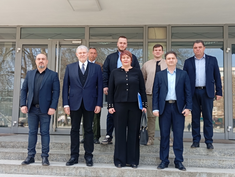 ��� ������� � �� �������� ����� � ������� �� ���� � �������