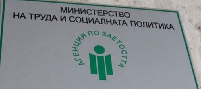    10 000 
