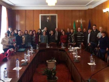 ���������� �������� ����� �� 5 ������� � ������ �����