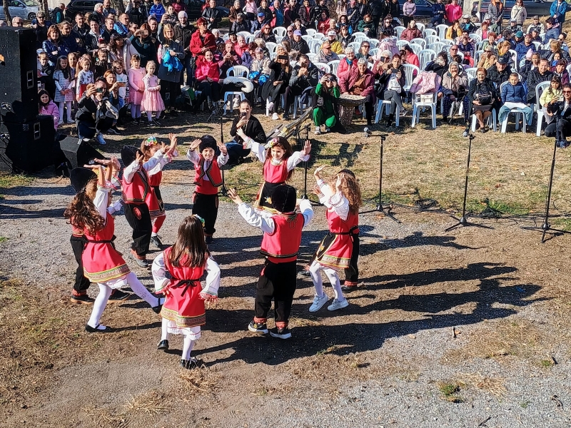 ����� ������� ����� ��������� � ������