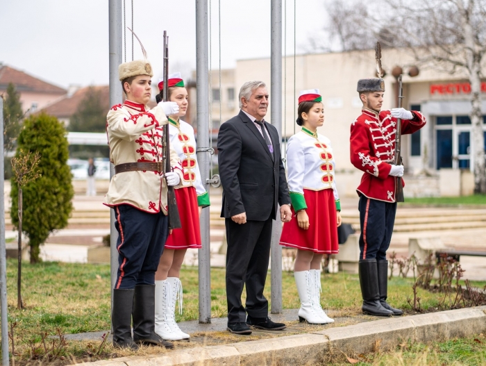 ������ ����������� ��������� �� 3 ���� � ������ 