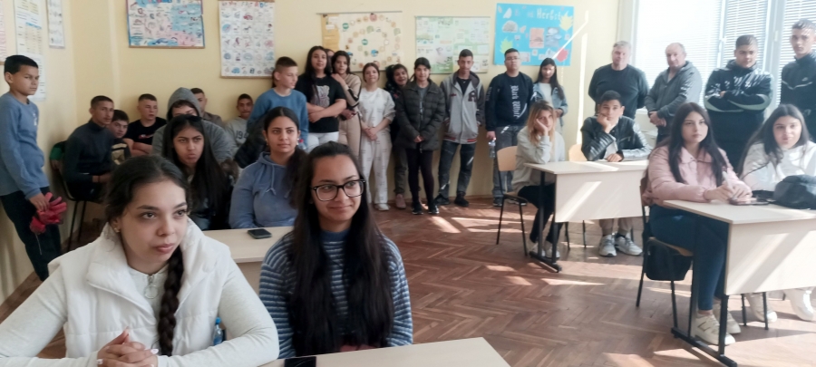 Паисиевци в Лом влязоха в писателския свят на Йордан Радичков