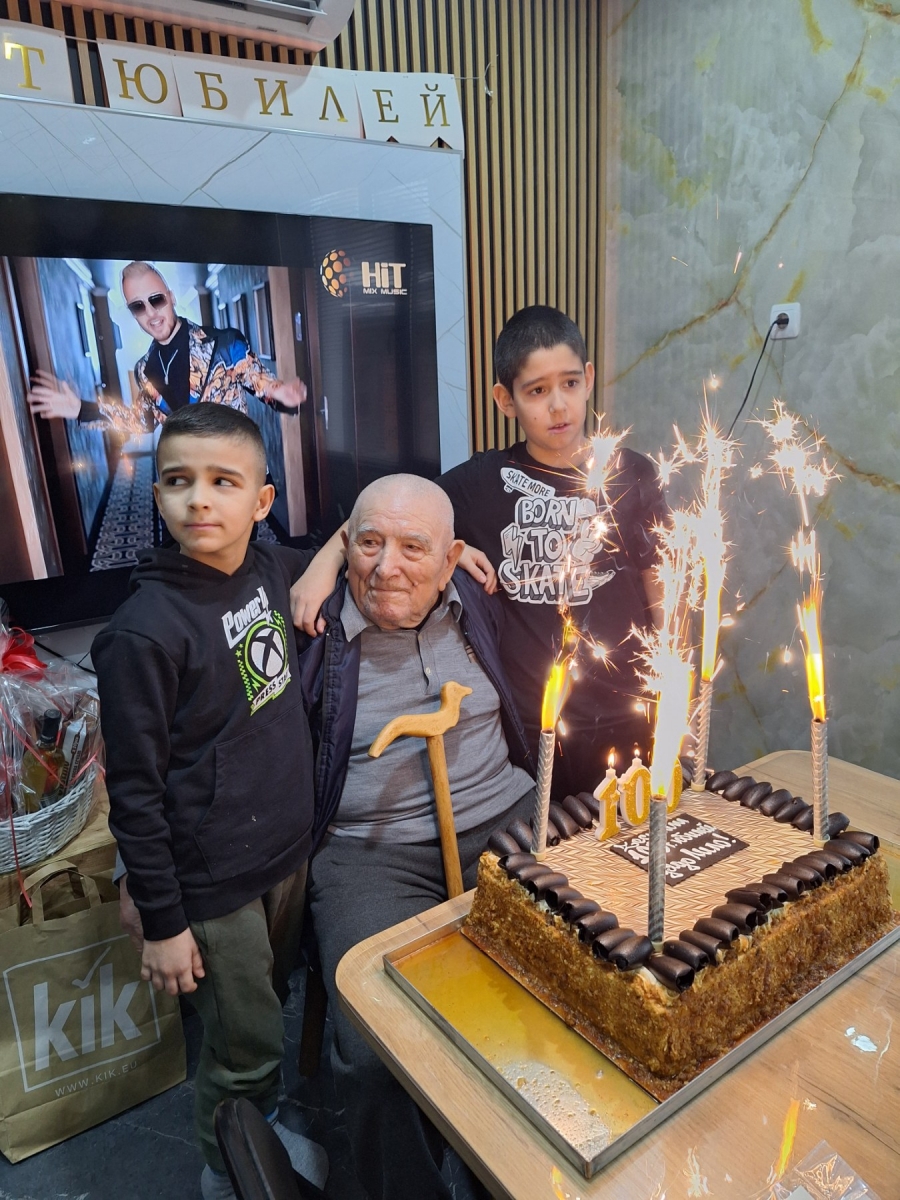 ���� �������� �� ������ �������� ���� 100-������� ������