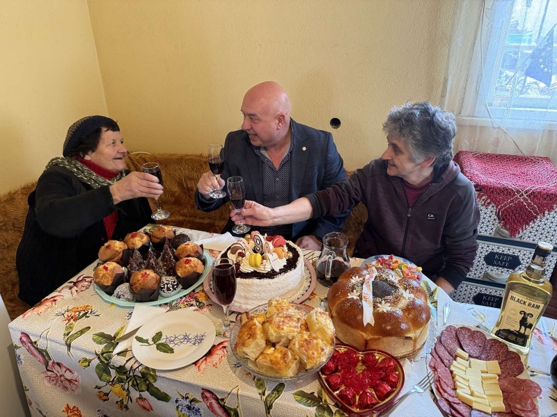 ���� ���������� � ������� ���� 90-������� ������