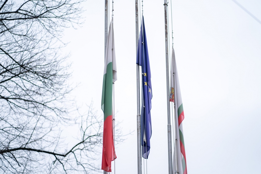 ����������� ��������� � ������������� ������ ������ �� 3 ���� � ������