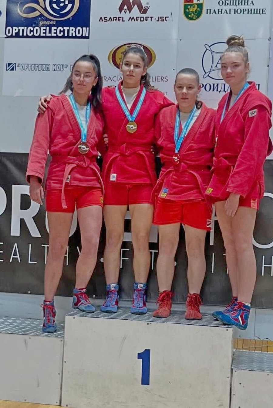 ������ ������ � � ����� ��� ���������