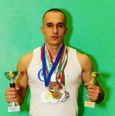 Богдан Никифоров се разделя с кикбокса