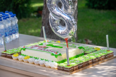 4