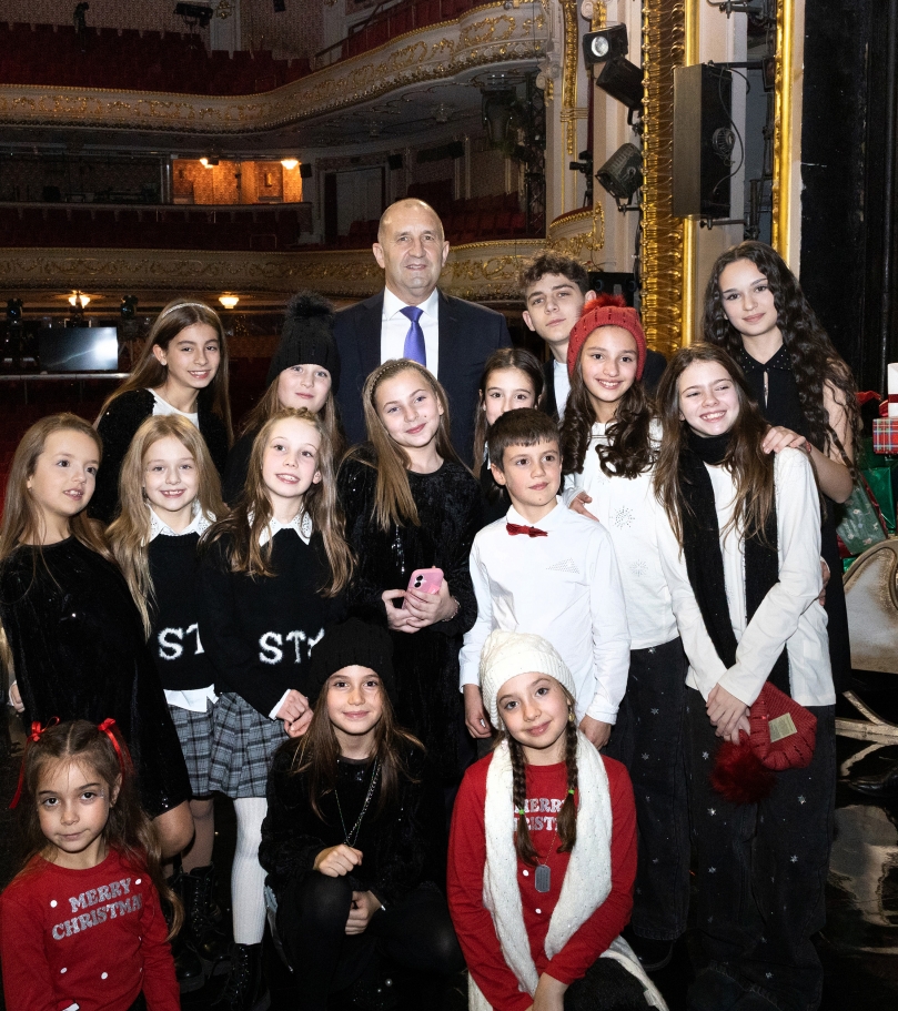 ��� 3.72 ���. ��. ���������� ��������� �� ������������ ������� � 23-�� ������� 