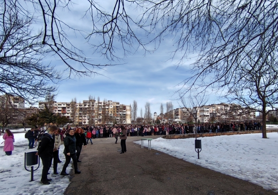 ������������! 900 ������� � ������� ���������� ����������� �� ����� ������ ��� ����� ������ � �����