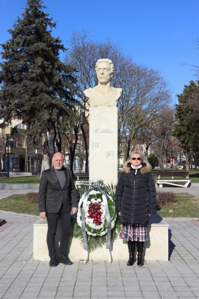 �������� �������� 153 ������ �� ���������� �� ������