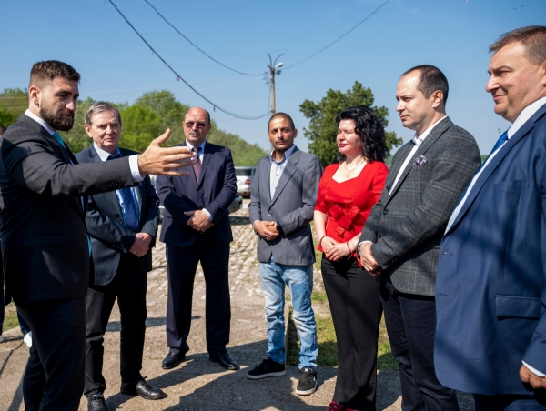 ��������� � �������� ������������ ��� ��������� ������ �� ��������� �������� � ������