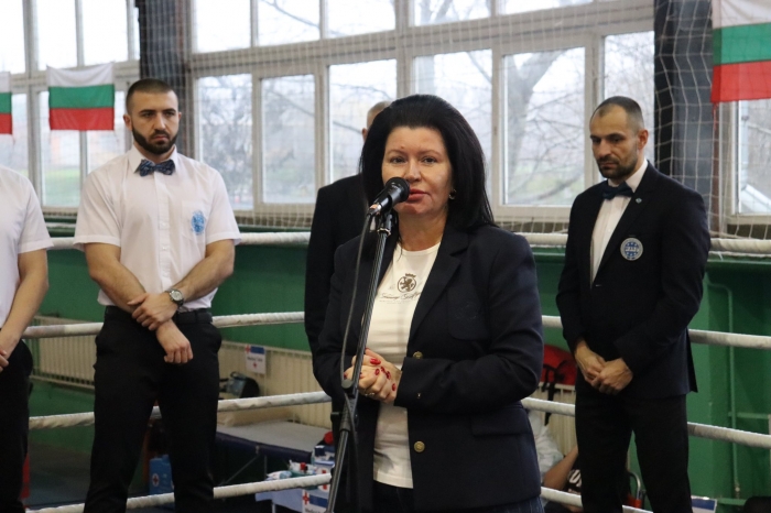 �������� �������� ����� ������������ ������ �� �������