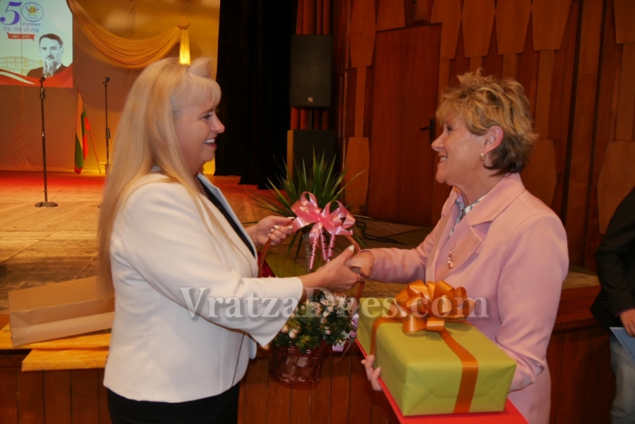 ����� ����� � �������� ������ ��������� �� ������