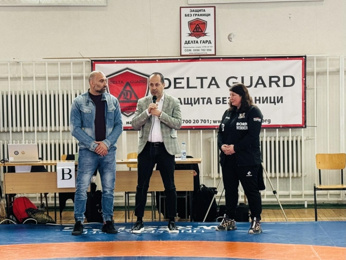 ������ ������� ����� ���������� ��������� �� ����� ��� �����