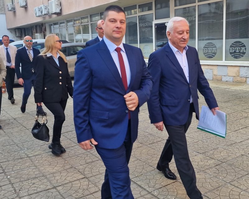 ������ ���� ������� �� ����� ����� ��� �����