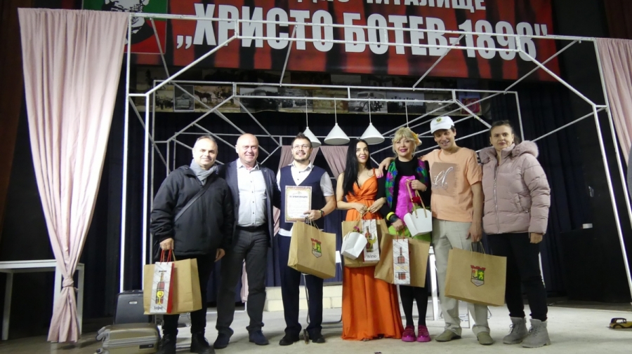 ������� ������ ������� ������ � ������� � ������ �������