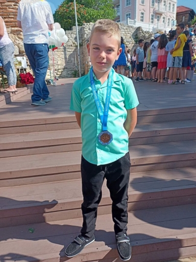 Първокласник с приз от международен турнир