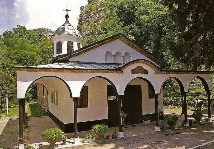 Държавата финансира реставрацията на храма в Черепишкия манастир