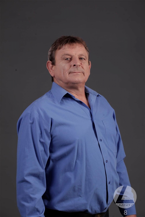 Вандали рушат в Гложене