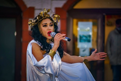 Опера, народни танци и греяно вино за Дионисиевите празници в Мездра