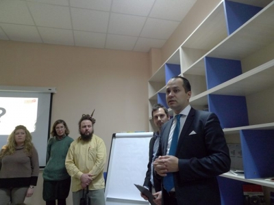 Кмет подкрепи млади учители