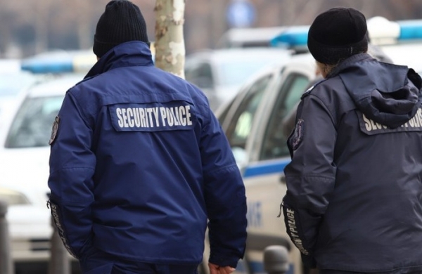 Полицията започва ударни проверки на заведенията в Мездра