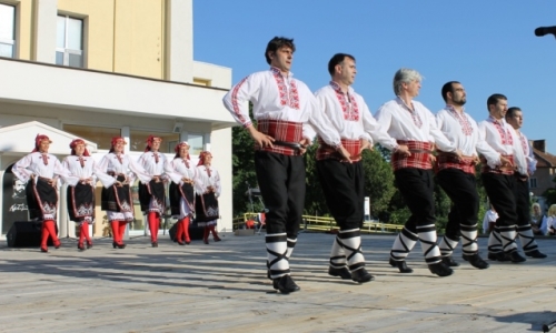 Фолклор и рок на голям празник в Козлодуй