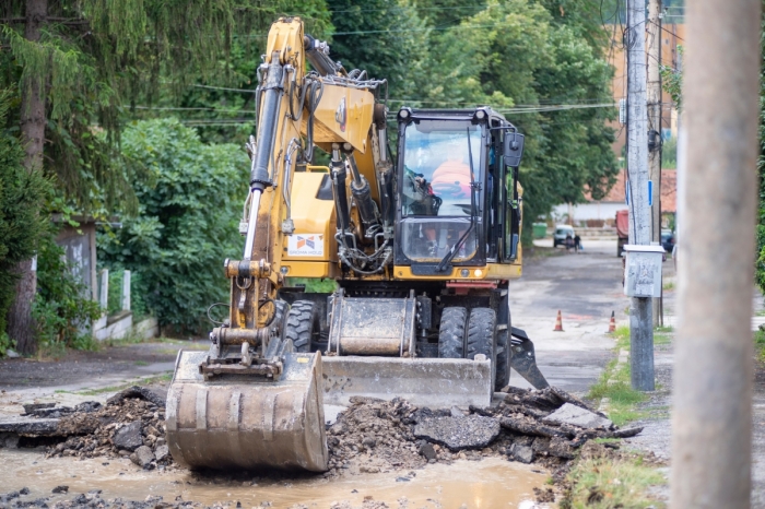 Започна основен ремонт на четири улици в Мездра