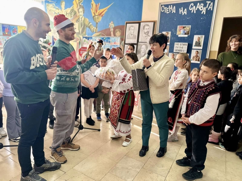 Подаръци от Германия получиха деца от Мизия