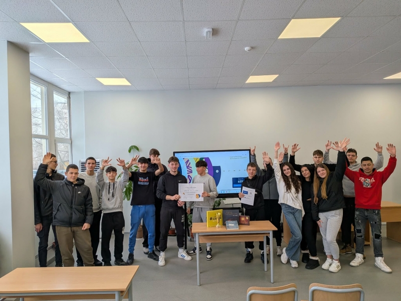 Деветокласници от ПТГ-Враца с победа в математическа надпревара