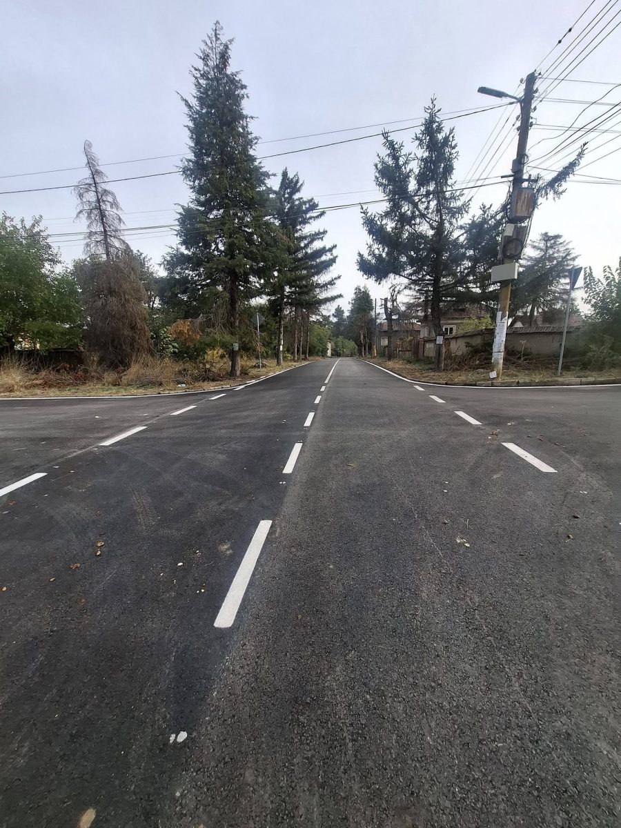 Обновиха уличната мрежа в Добролево, Сираково и Малорад