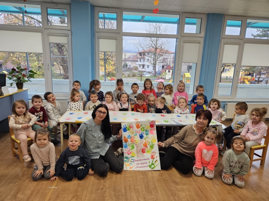 Деца, родители и учители отбелязаха деня на християнското семейство