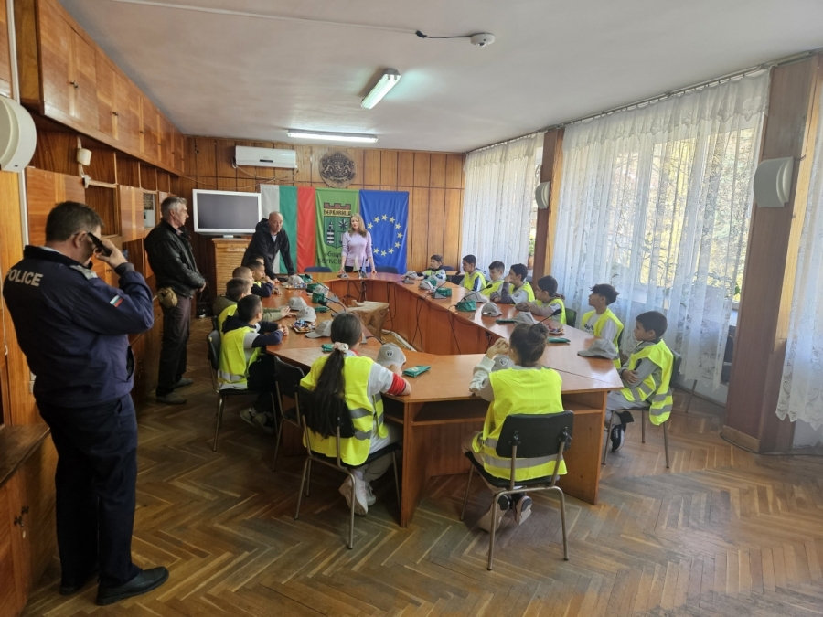 Ден на отворени врати за учениците от детско полицейско управление
