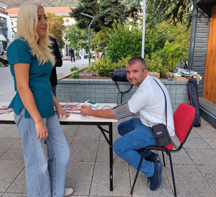 Десетки врачани се включиха в инициативата за Световния ден на сърцето