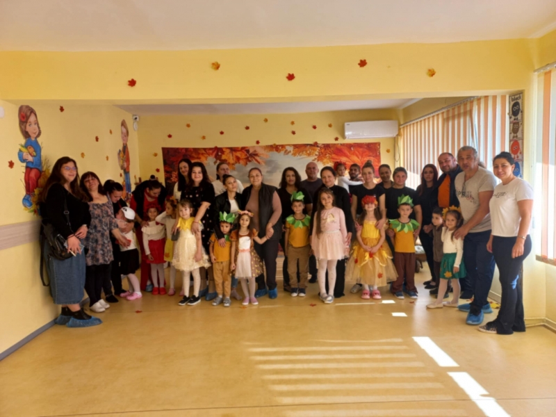 Есенно тържество огласи детската градина в Хайредин