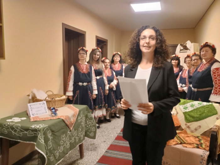 Етнографска, фото и документална изложба подреди Краеведско дружество