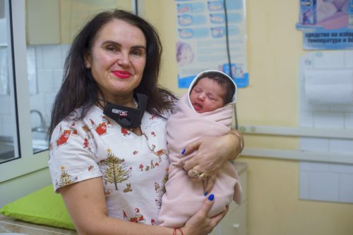 84 родители са подпомогнати финансово от Община Мездра