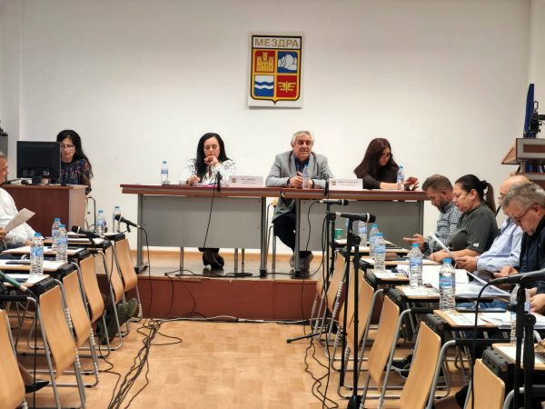 Мездра преструктурира общинското предприятие „Стопански дейности“