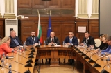 Министър Абровски обеща да намали бумащината при земеделските производители