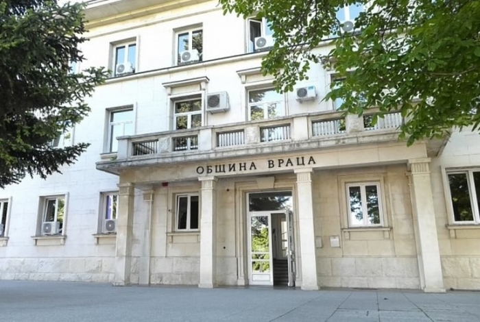 Нов електрически автомобил ще купува Община Враца