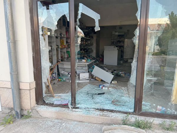 Обраха магазин в Бели извор