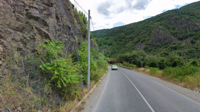 Ограничават движението по възлов участък