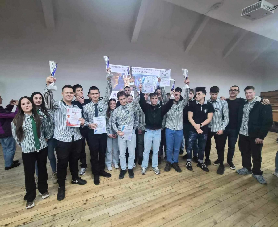 ППМГ - Враца триумфира с пет награди на национално състезание по информационни технологии
