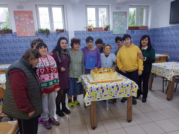 Поздравиха потребителите на социални услуги в Козлодуй